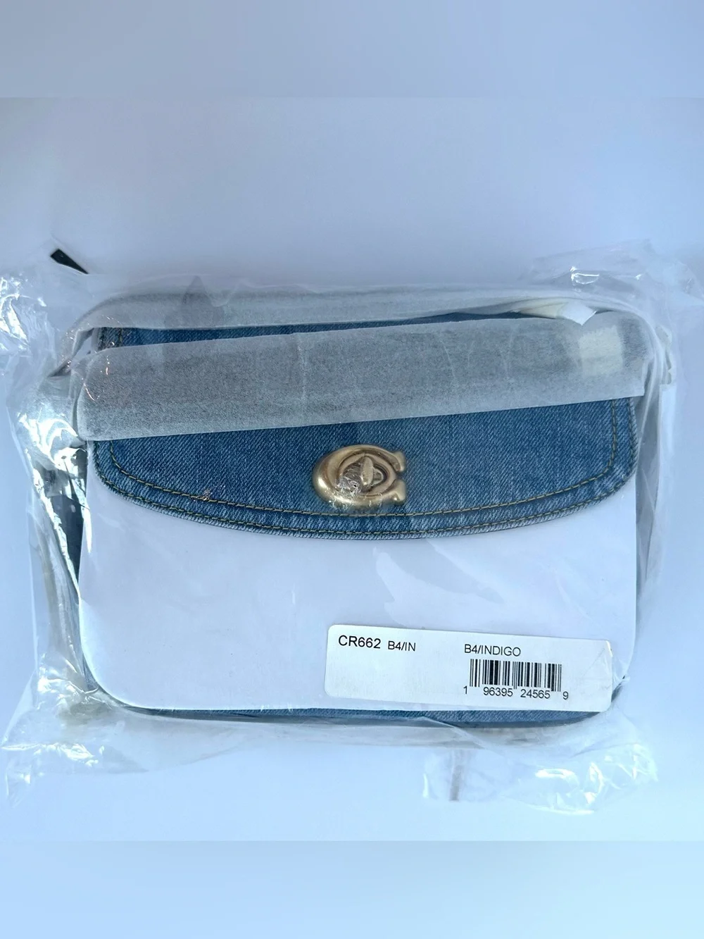 Authentic COACH Cassie 19 Crossbody in Indigo Denim CR662 | NWT - Picture 2 of 14